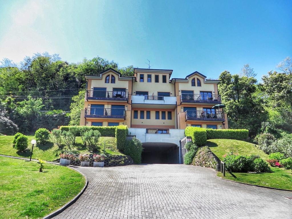 Ferdy Apartment Stresa